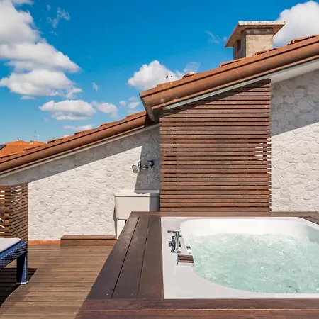 Attico Scirocco Viareggio, Superior Idromassaggio Privato